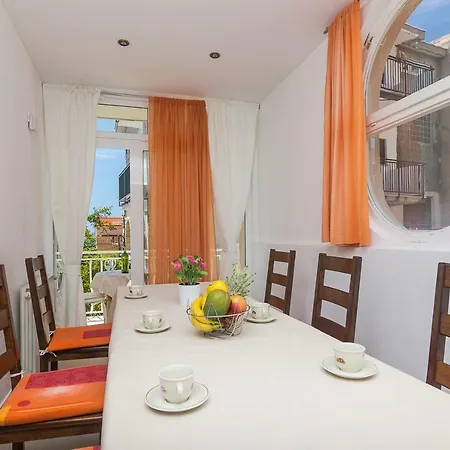 A&b Guest house