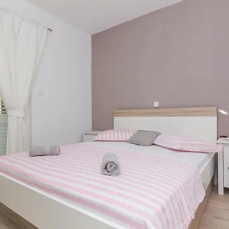 A&b Guest house